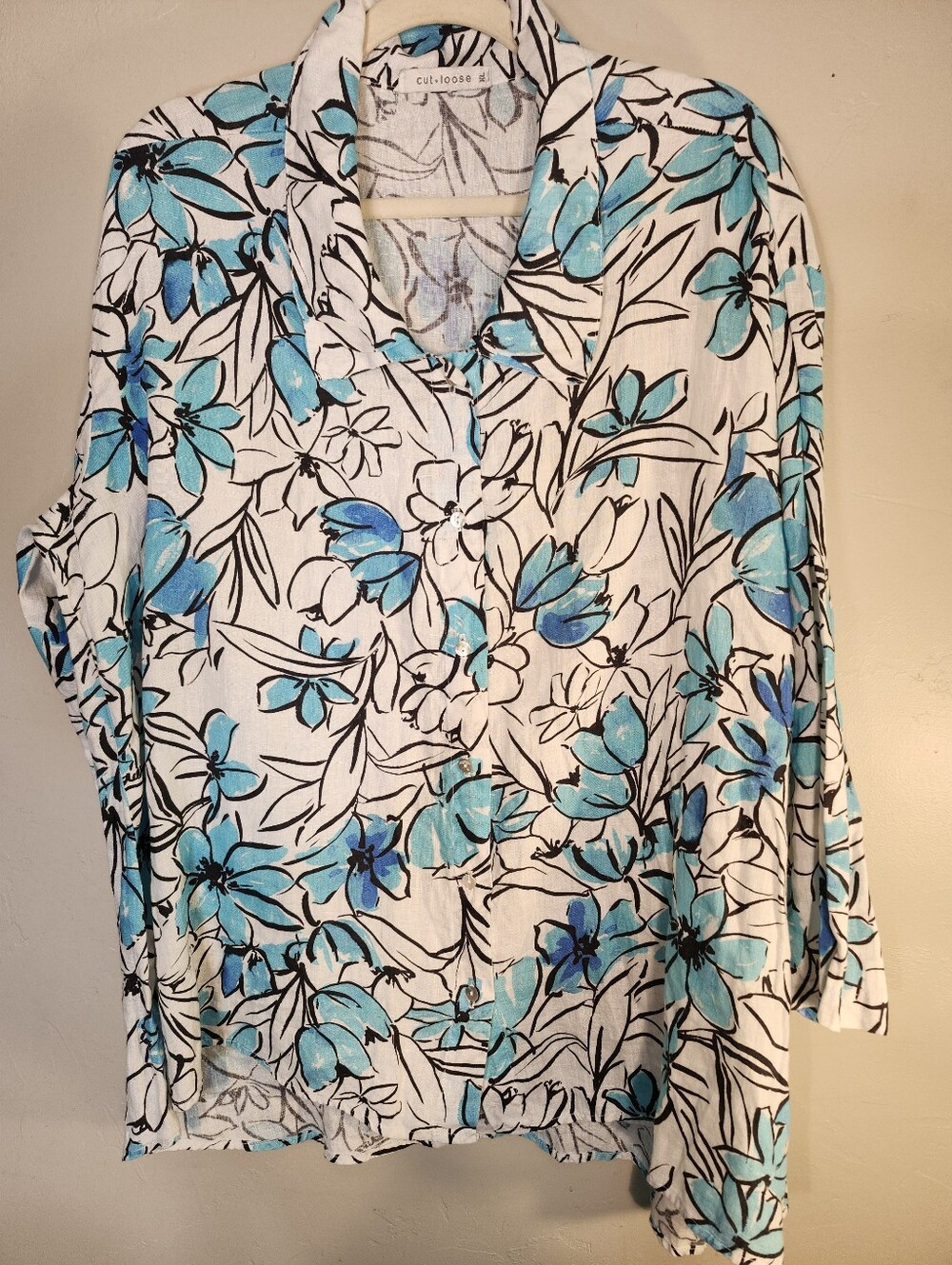 cut loose White Button-Down Shirt with Turquoise Floral Print 100% Linen